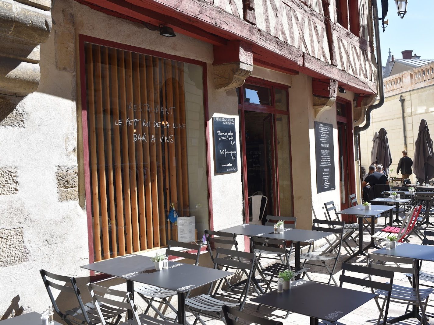 Le Petit Roi de la Lune, restaurant à Dijon