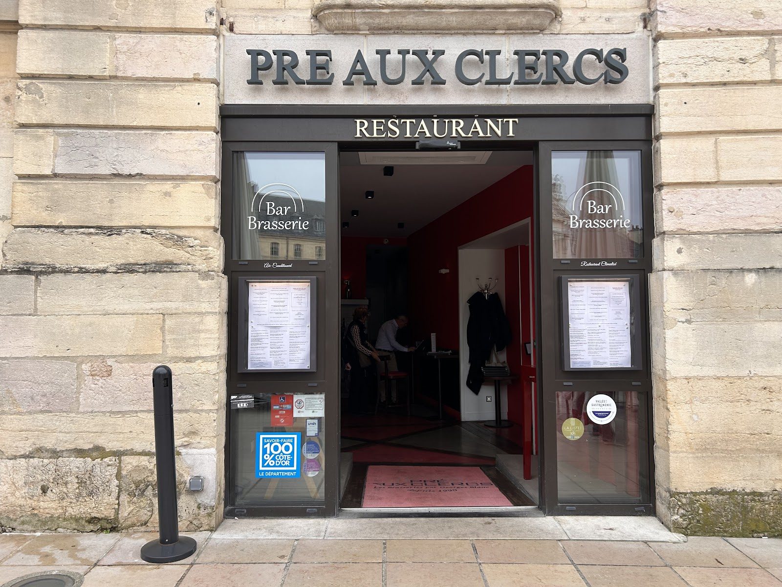 Le Pré aux Clercs, restaurant à Dijon